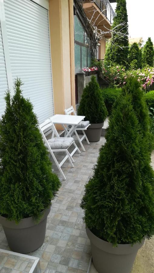 M4U Apartments Ni Eksteriør bilde