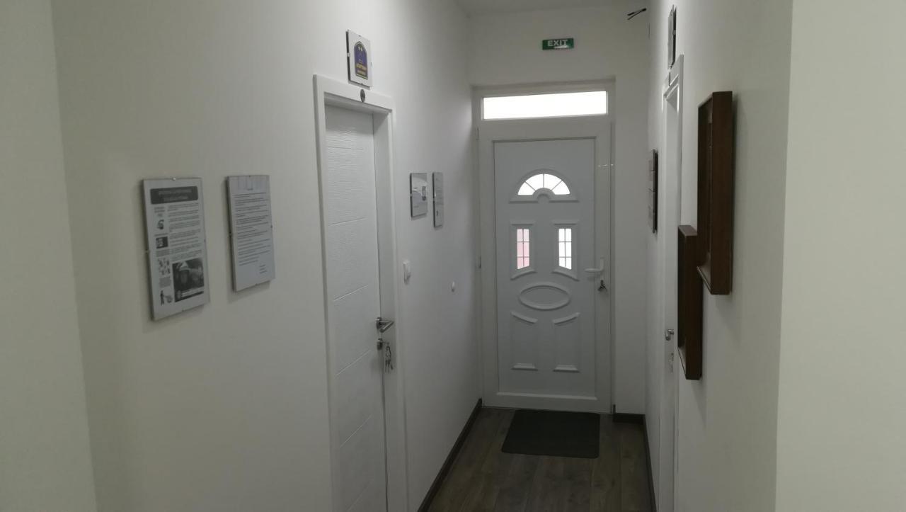 M4U Apartments Ni Eksteriør bilde